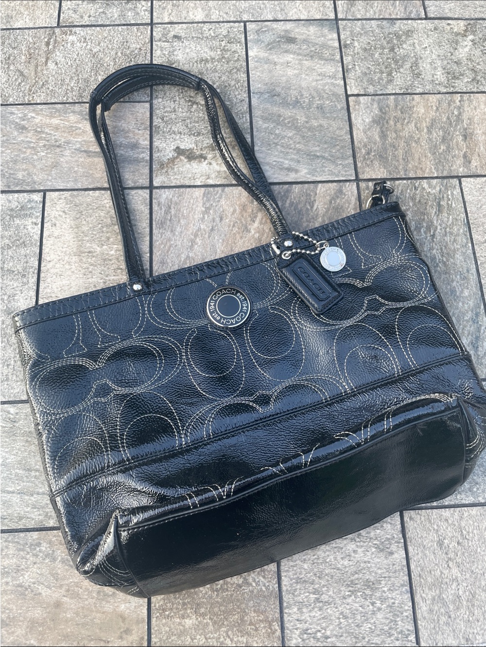 Coach 19198 Black Stitched Signature C Patent Leather Tote Bag